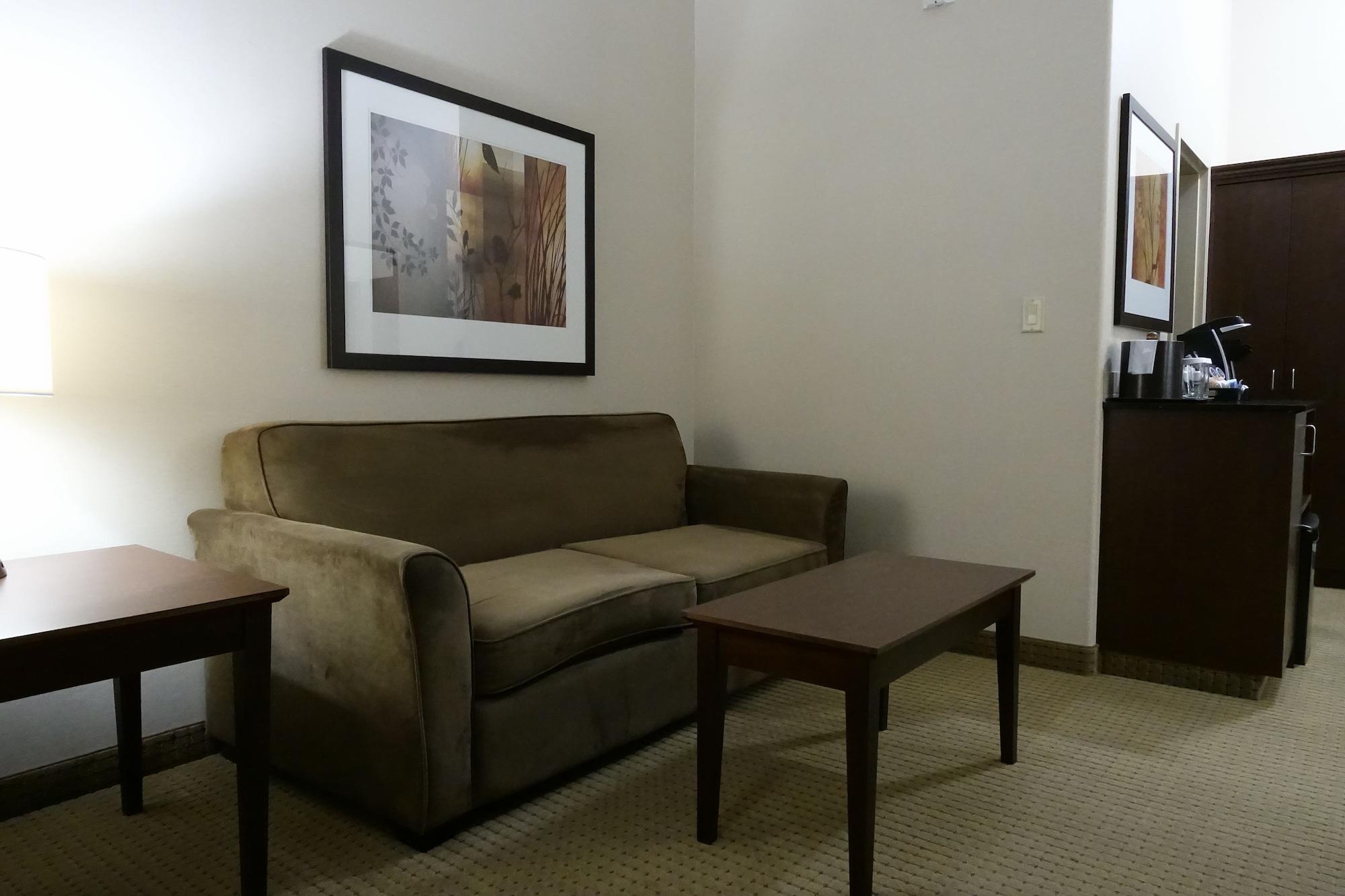 Ramada By Wyndham Weyburn Hotel Luaran gambar