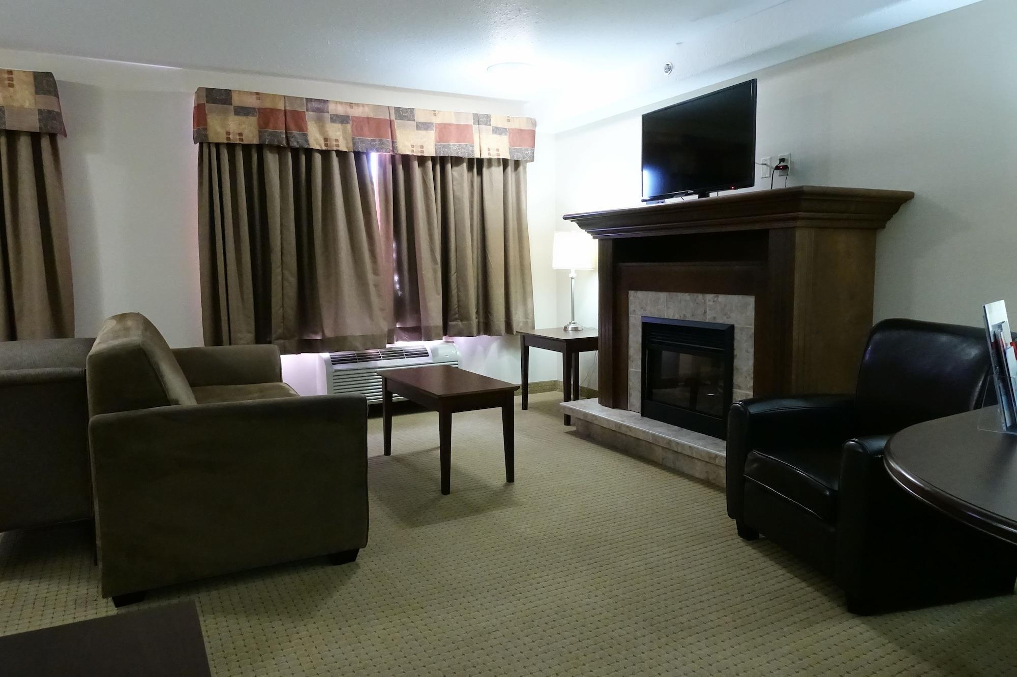 Ramada By Wyndham Weyburn Hotel Luaran gambar