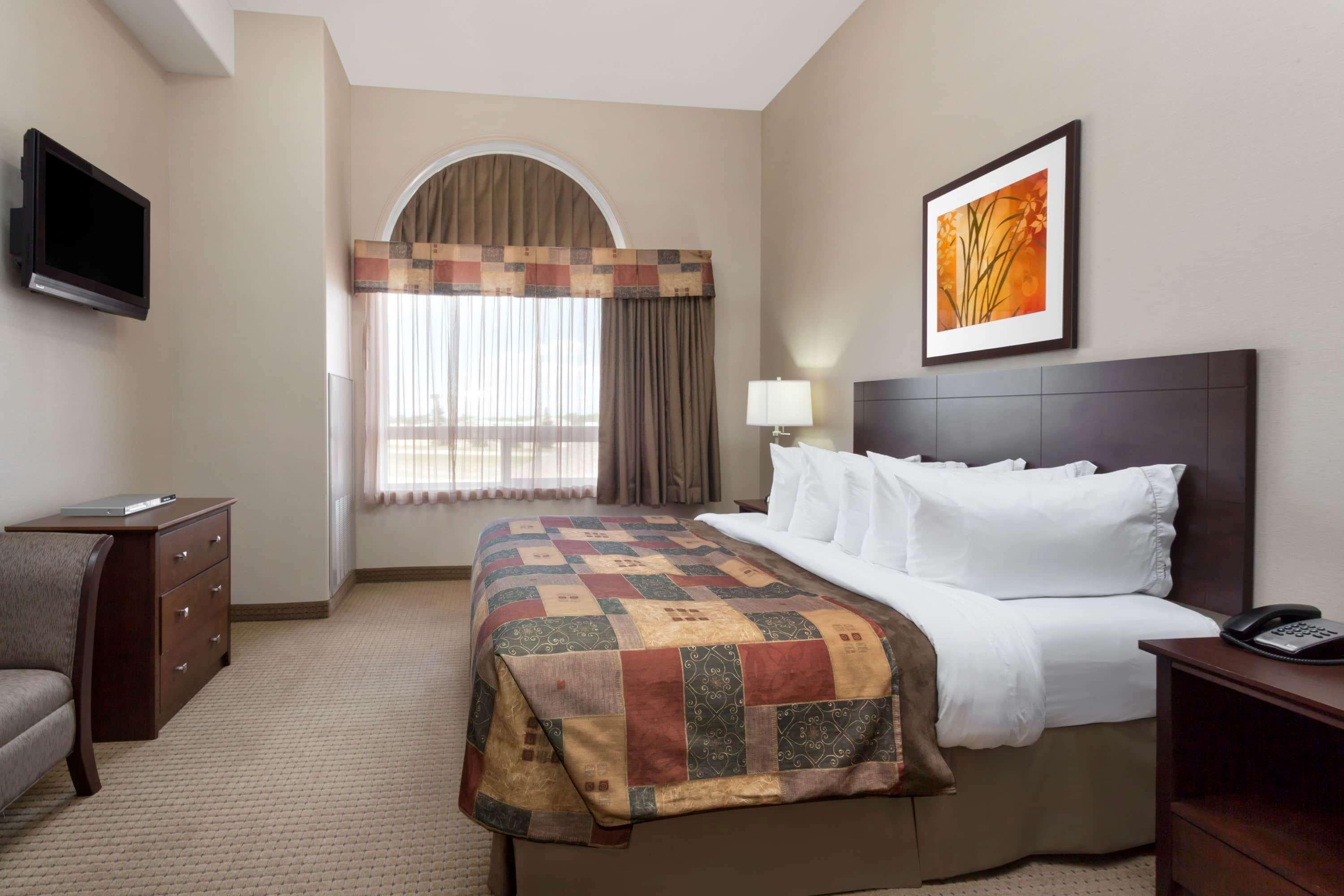 Ramada By Wyndham Weyburn Hotel Luaran gambar