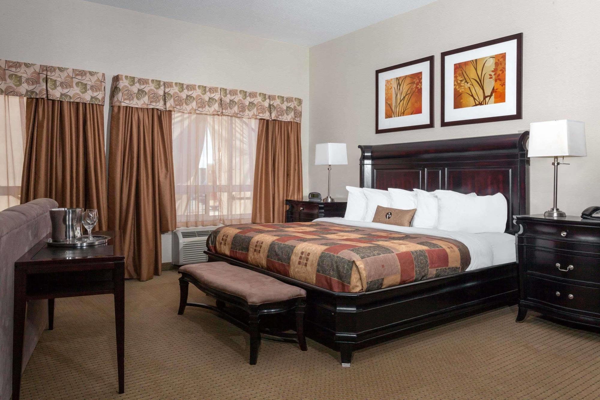 Ramada By Wyndham Weyburn Hotel Luaran gambar