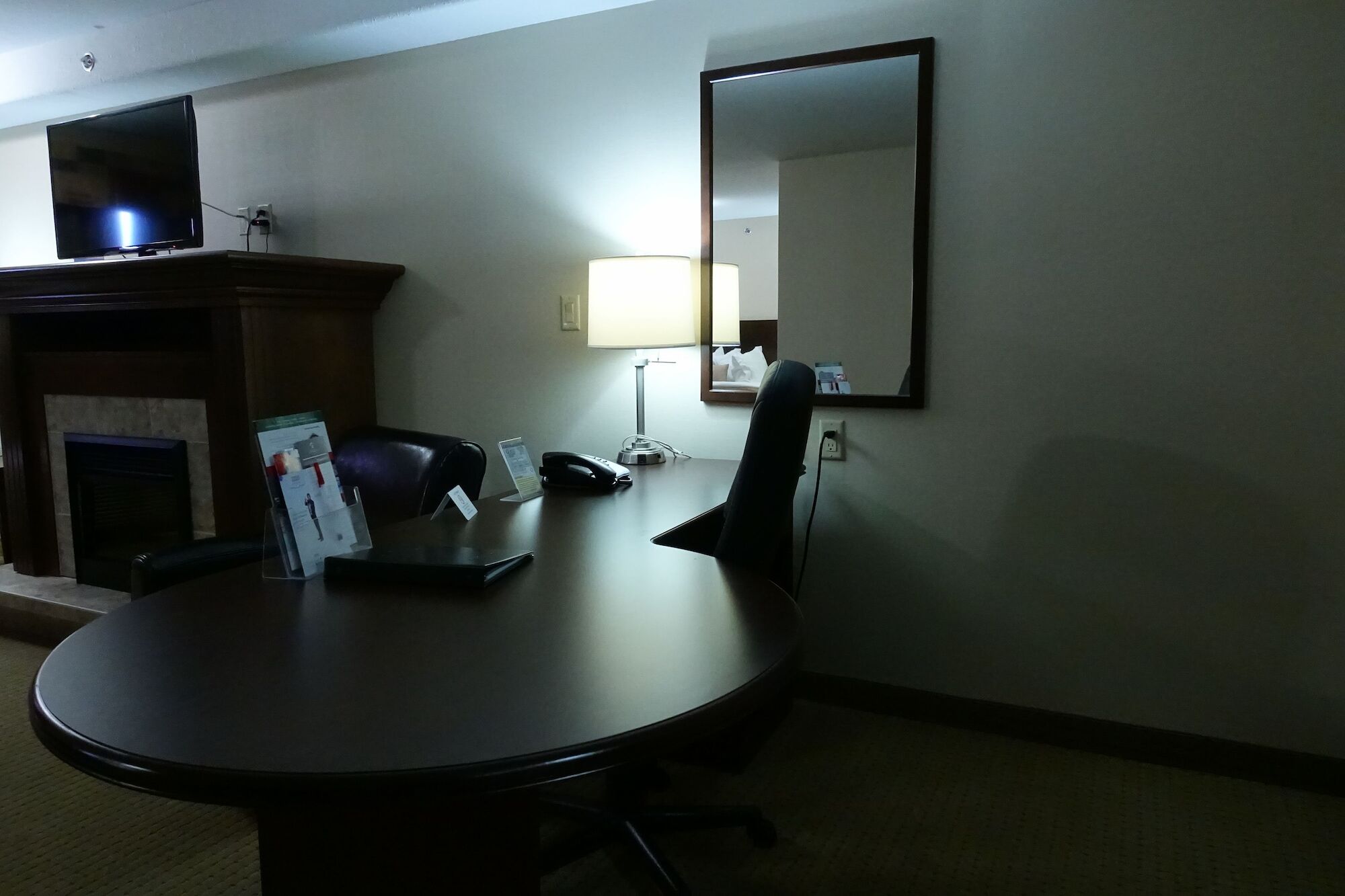 Ramada By Wyndham Weyburn Hotel Luaran gambar