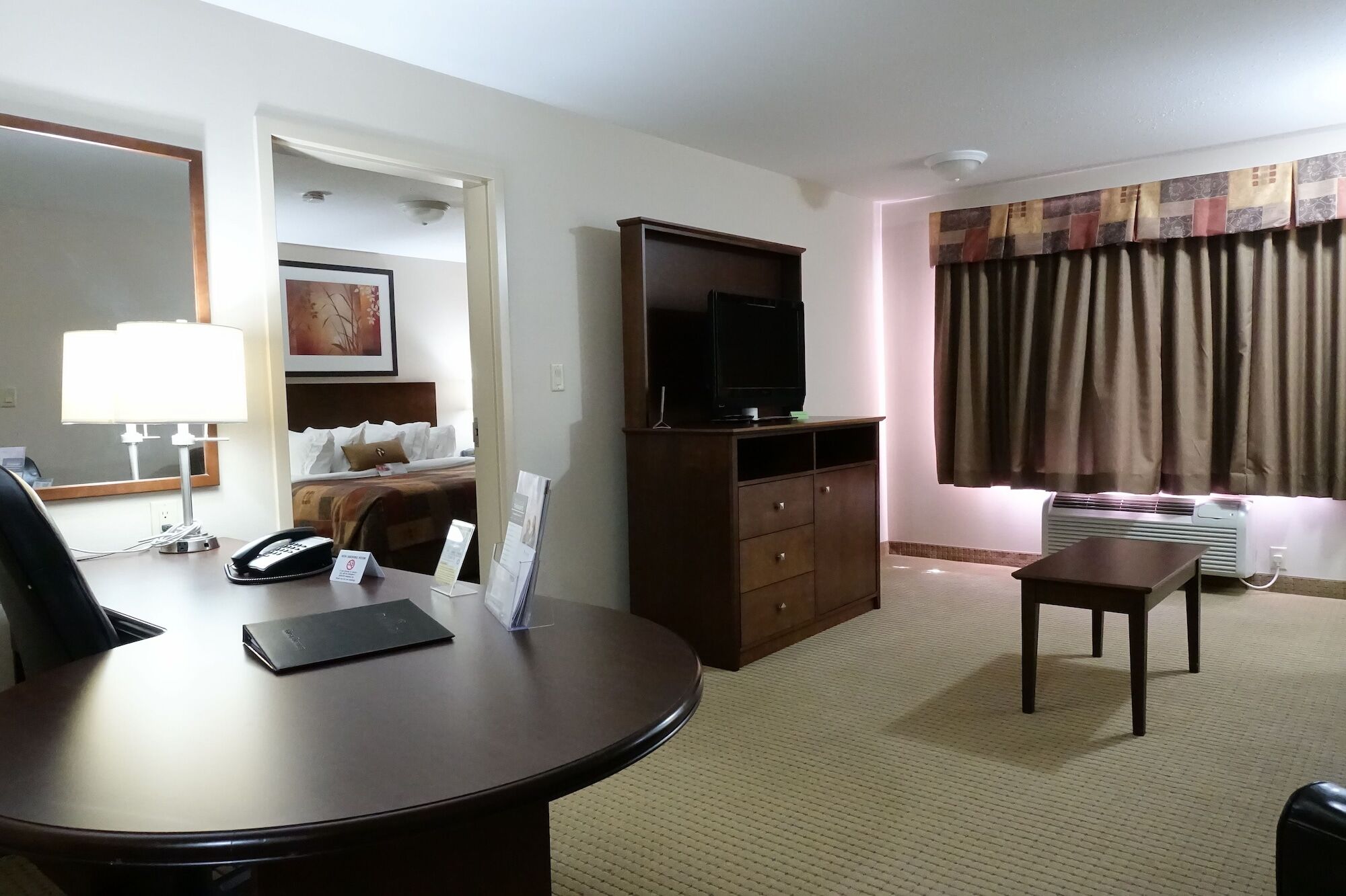Ramada By Wyndham Weyburn Hotel Luaran gambar